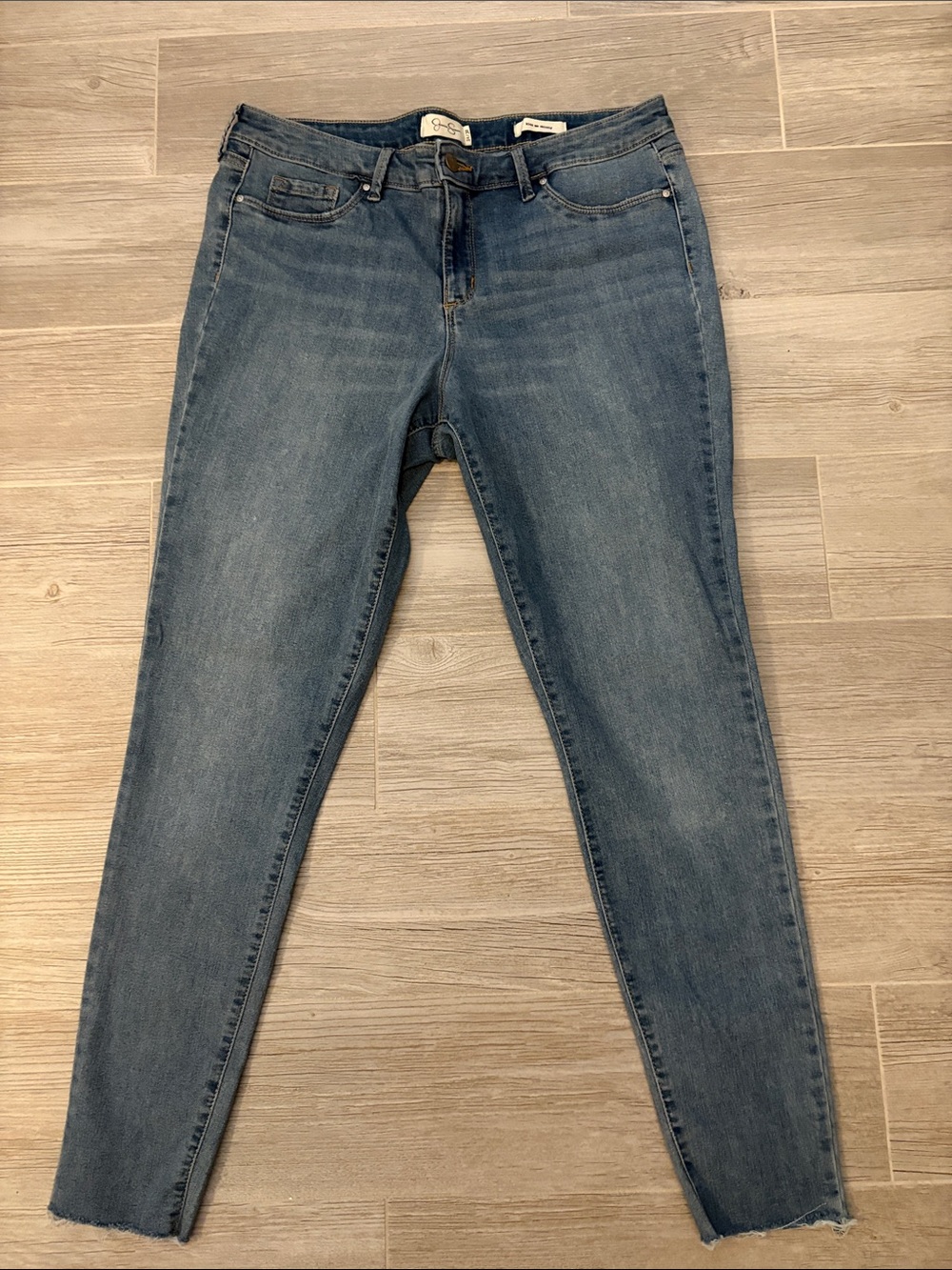 Jessica Simpson Medium Blue Skinny Jeans